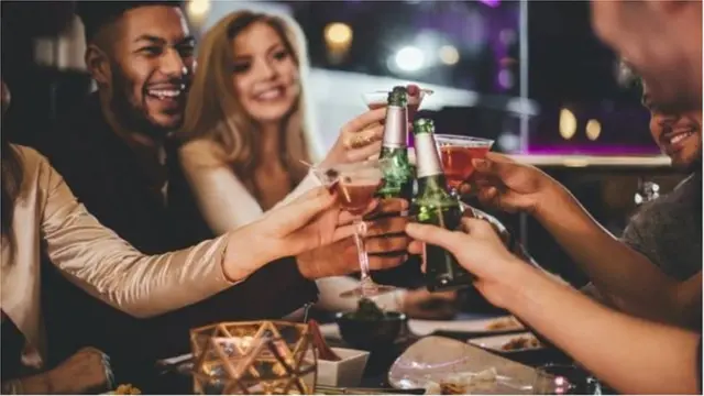 शराब नीति में युवाओं और स्टूडेंट्स के लिए 